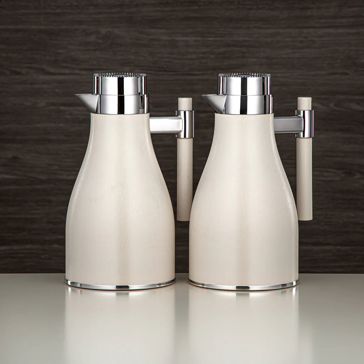Al Marjan Arabic Vacuum Flask – 1 Litre – Beige with Silver Accents – 29cm - M&M