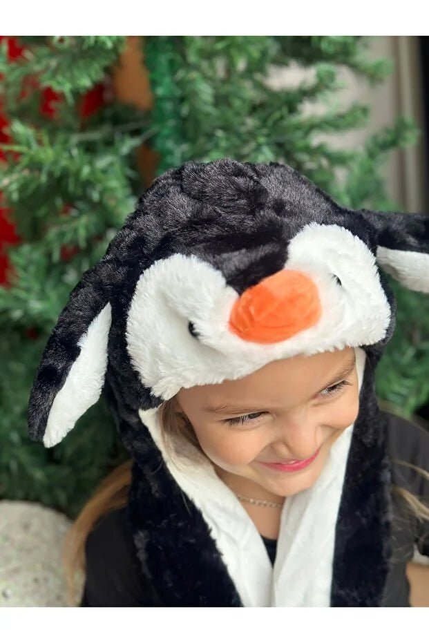 QUEEN AKSESUAR Cute Plush Penguin Hat with Moving Ears - M&M