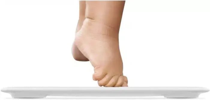 Xiaomi Mi Body Composition Scale, 10 precise body data points, Mi Fit App, store up to 16 user profiles, strong tempered glass with anti - slip finish – White - M&M