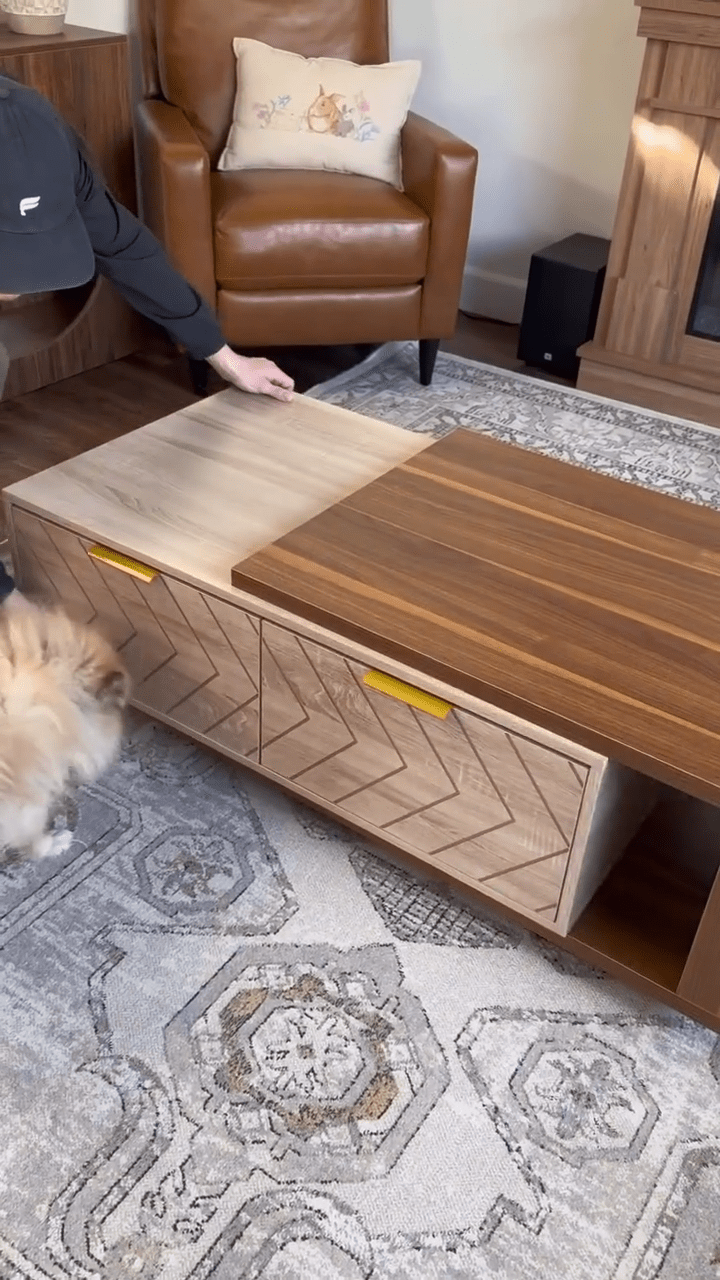Lift - Top Coffee Table – Walnut Chevron with Gold Handles | طاولة قهوة بغطاء رافع – شيفرون جوز الهند مع مقابض ذهبية - M&M